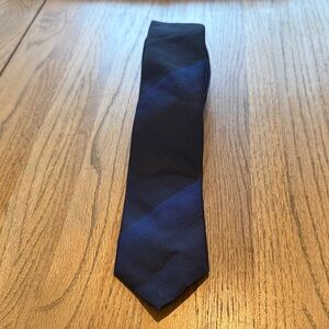 Thomas Pink Navy and Black Diagonal Stripe Silk Tie